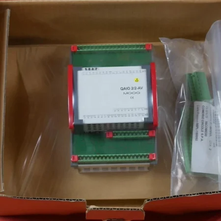 MOOG D137-001-011 Controller I/O Module for Automation