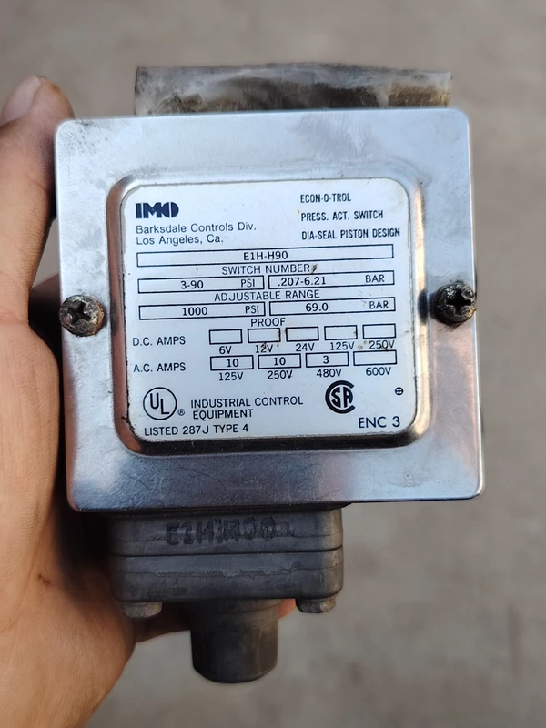 Representative E3Z Series Photoelectric Sensor