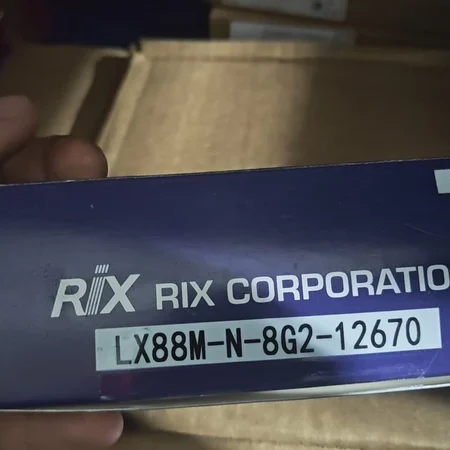 RIX LX88M-N-8G2-12670 Rotary Union for Industrial Fluid Transfer