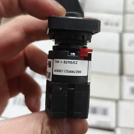 EATON TM-1-8290/EZ Rotary Switch for Industrial Control