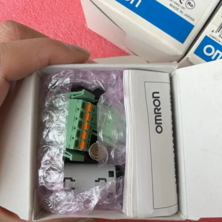 DeviceNet Magnetic Safety Switch Omron V680-HAM42-DRT
