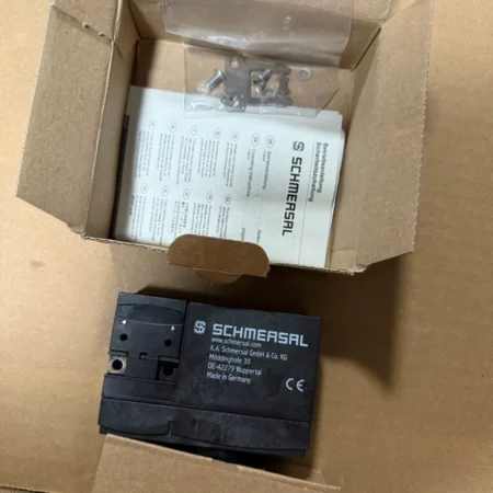 Schmersal AZM170-02ZRKA 101141020 Safety Door Lock
