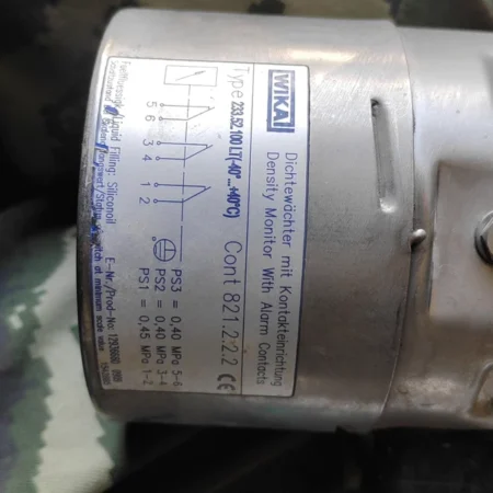 WIKA 233.52.100LT Pressure Gauge Industrial Measurement