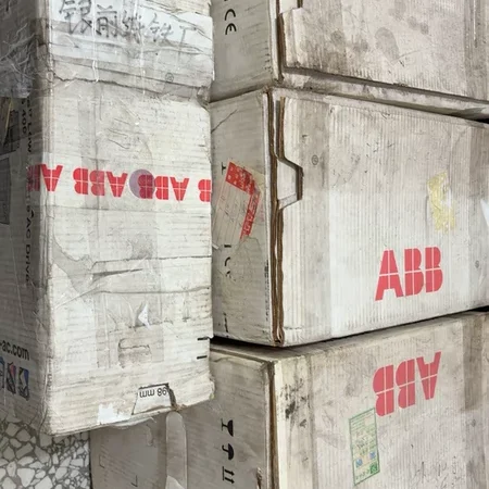 ABB ACS800-01-0009-3+P901 Variable Frequency Drive