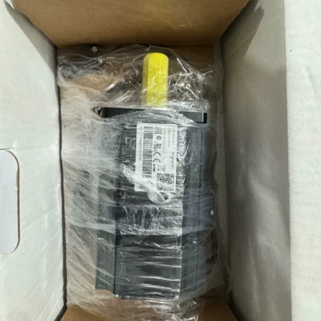 Schneider BCH2HF0733CA5C Servo Motor for Automation
